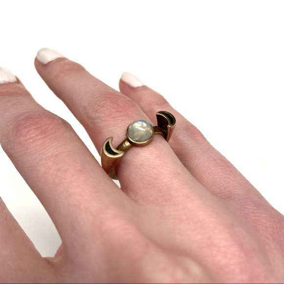 Pamela Love Jewelry - Pamela Love Luna Ring size 5